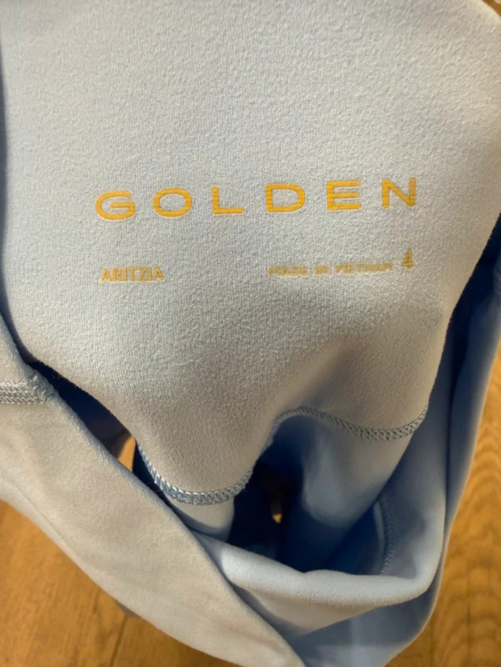 Aritzia Golden Butter Cheeky HR 5” Shorts - Picture 4 of 6